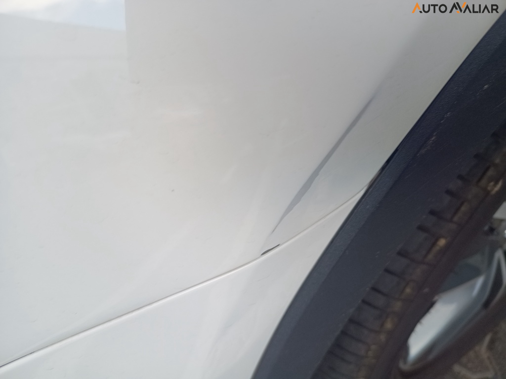 AUDI Q3 2.0 TFSI AMBIENTE QUATTRO 4P GASOLINA S TRONIC