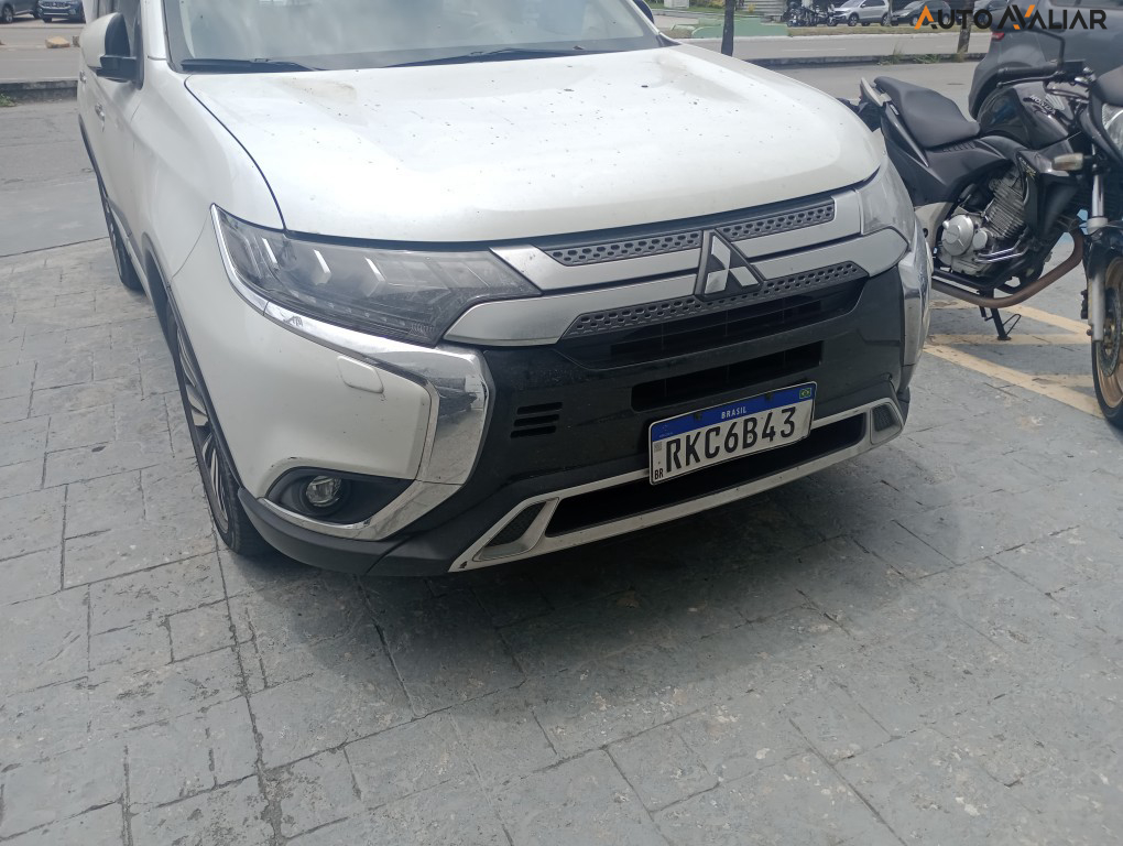 MITSUBISHI OUTLANDER 2.2 MIVEC DI-D DIESEL HPE-S AWD AUTOMATICO