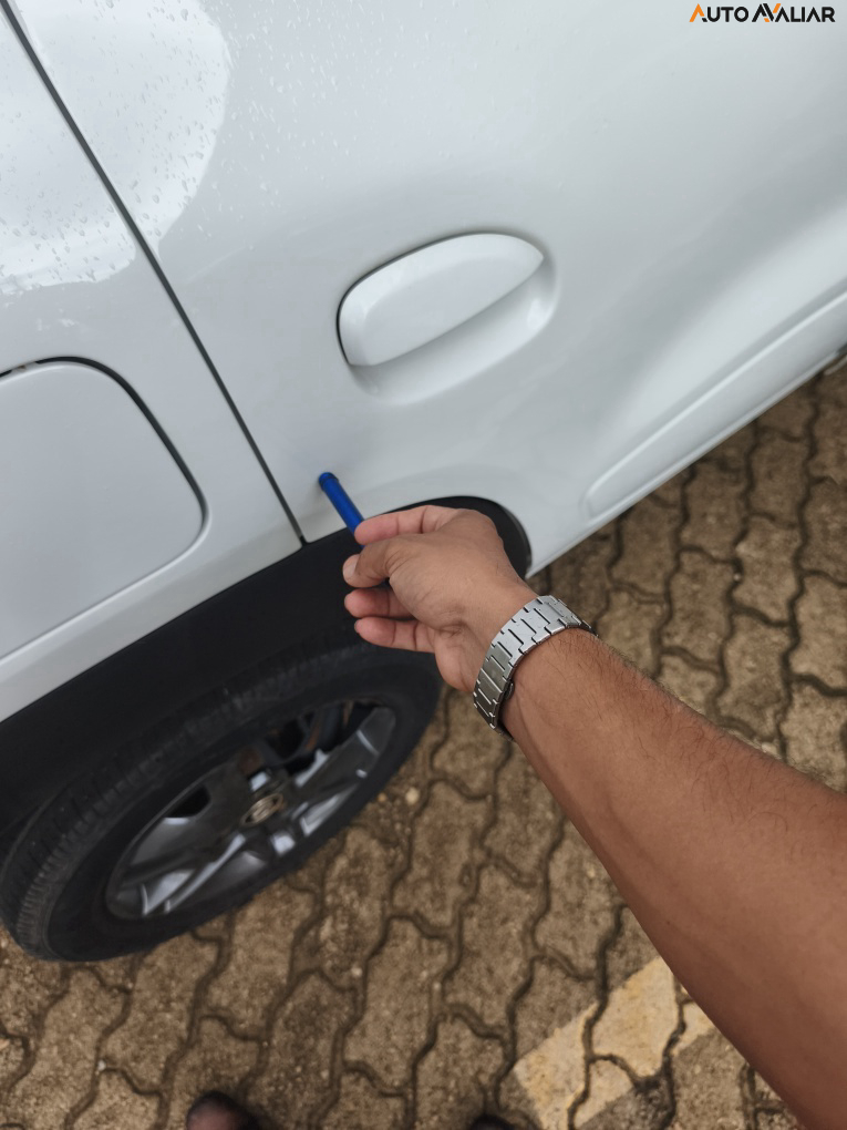 RENAULT KWID 1.0 12V SCE FLEX INTENSE MANUAL