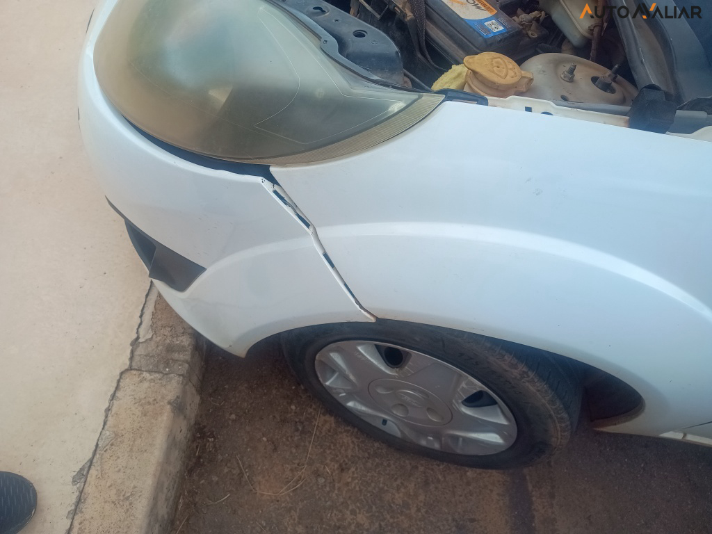 FORD FIESTA 1.0 ROCAM HATCH 8V FLEX 4P MANUAL