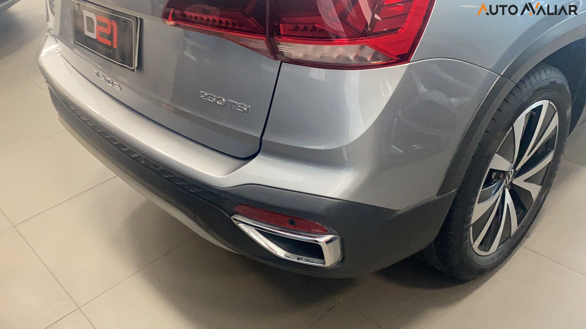 VOLKSWAGEN TAOS 1.4 250 TSI TOTAL FLEX HIGHLINE AUTOM&Aacute;TICO