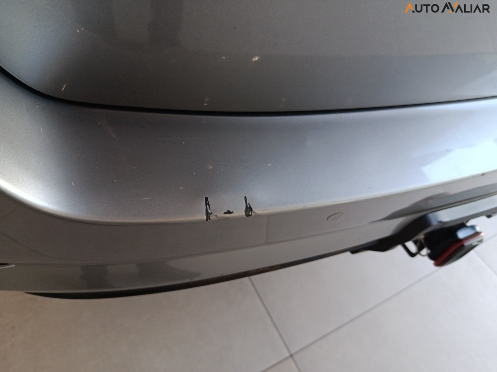 TOYOTA HILUX SW4 2.8 D-4D TURBO DIESEL SRX 7L 4X4 AUTOM&Aacute;TICO