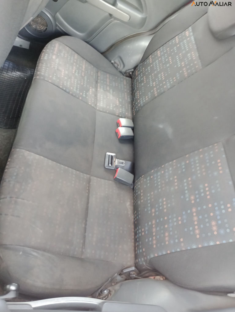 FIAT UNO 1.0 EVO VIVACE 8V FLEX 4P MANUAL