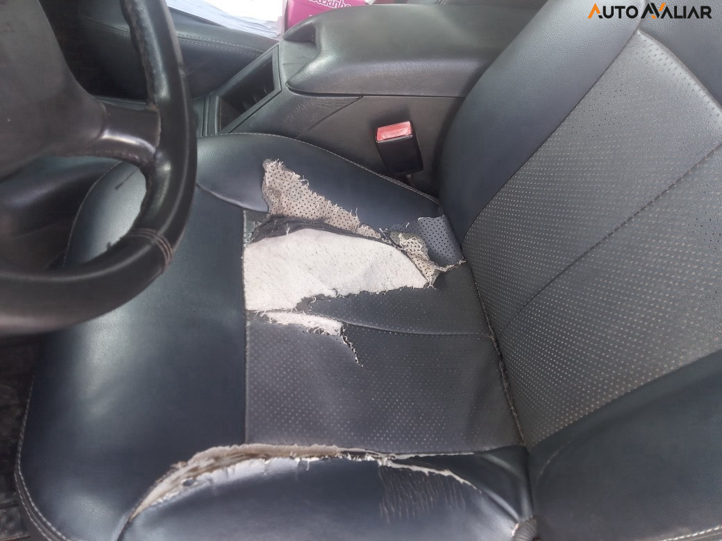 CHEVROLET S10 2.8 EXECUTIVE 4X4 CD 12V TURBO ELECTRONIC INTERCOOLER DIESEL 4P MANUAL