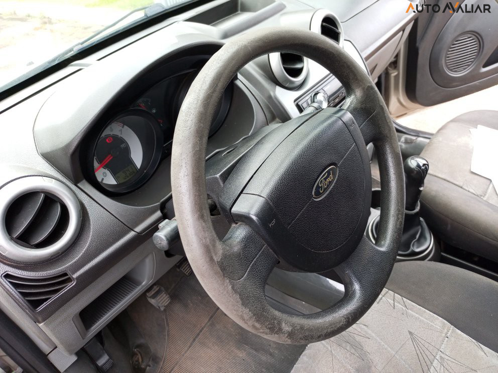 FORD FIESTA 1.0 MPI HATCH 8V FLEX 4P MANUAL