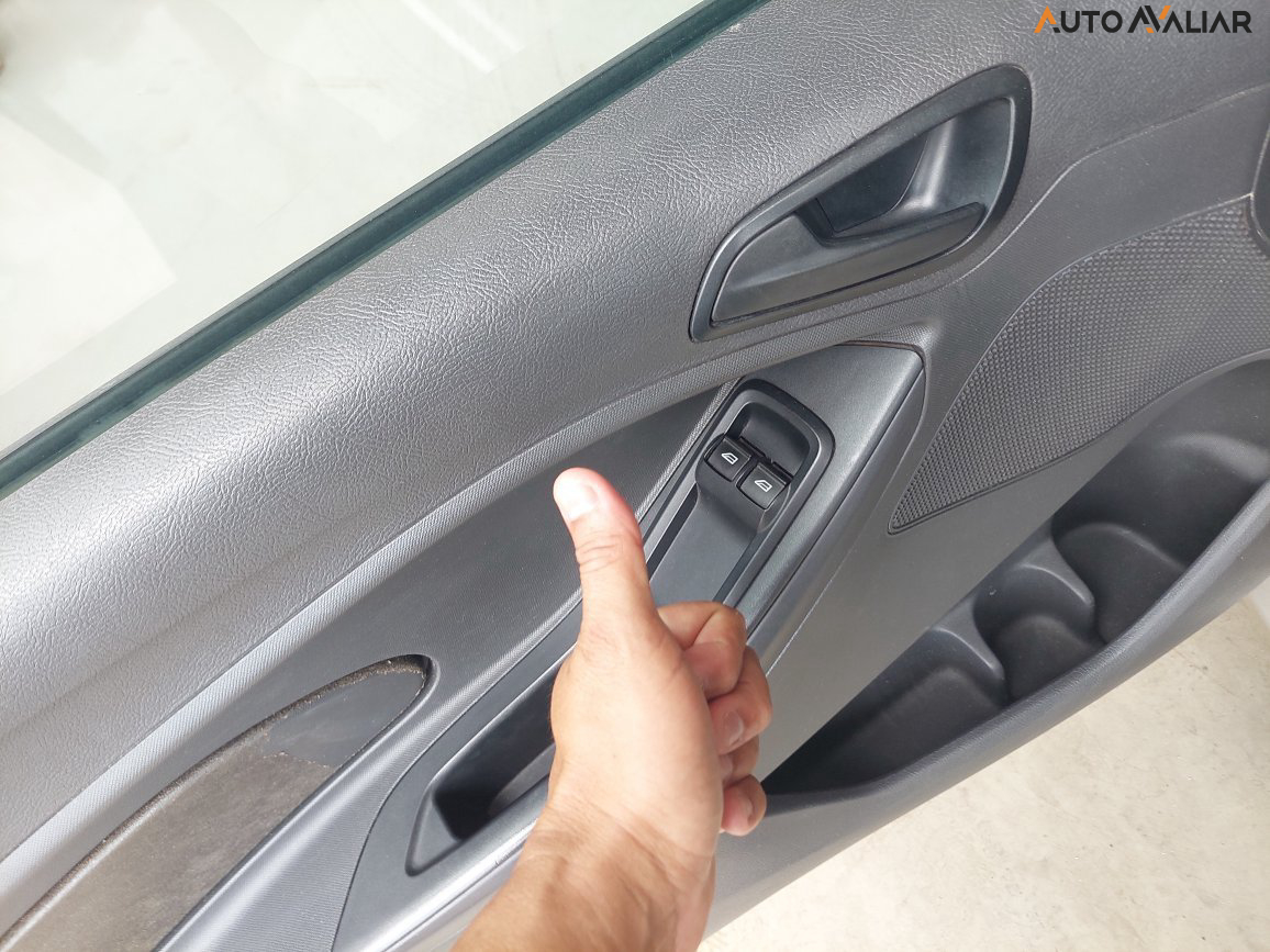 FORD KA 1.0 SE / SE PLUS TI-VCT FLEX