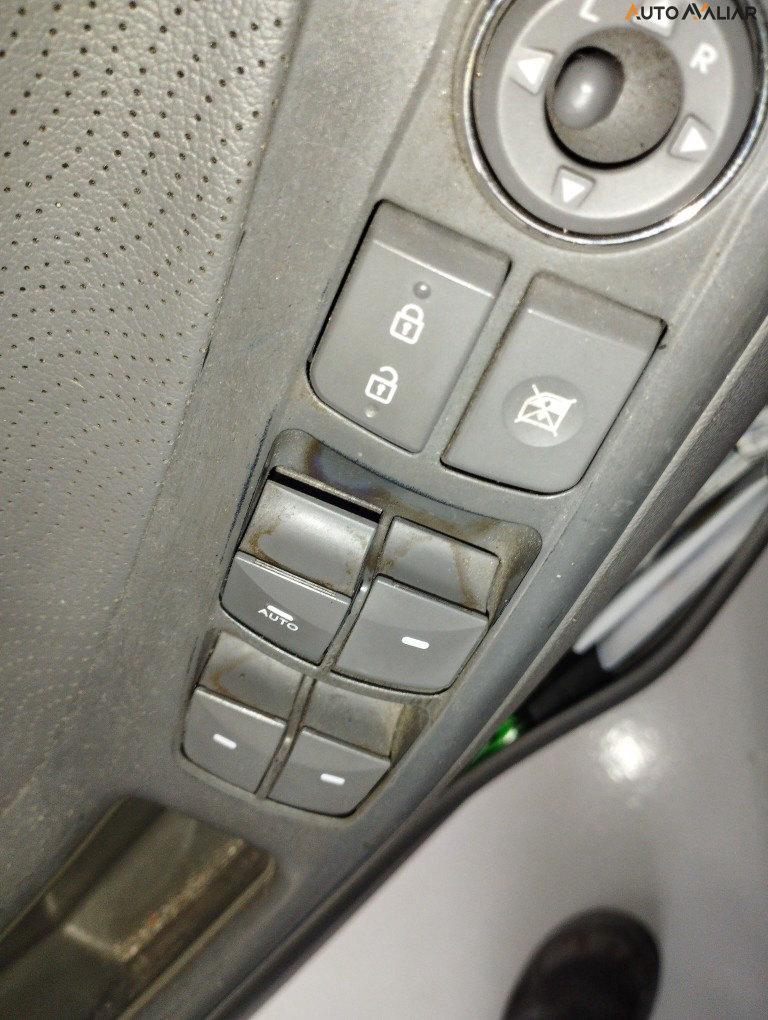 HYUNDAI ELANTRA 1.8 GLS 16V GASOLINA 4P AUTOMATICO